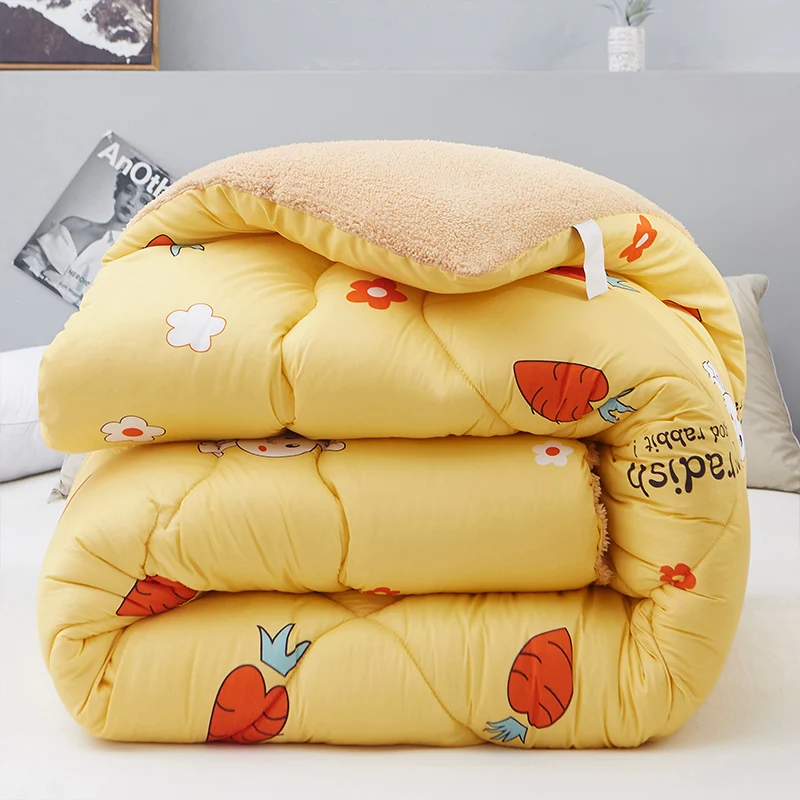 SF High Quality Quilts Fashion Wool Patchwork Duvets Super Warm Soft Comforter Camel Quilt Thicken Warm Duvets Winter Comforter photo