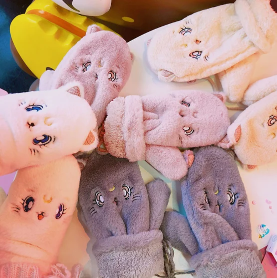 Winter warmth with fluffy thick full finger kitten gloves J03