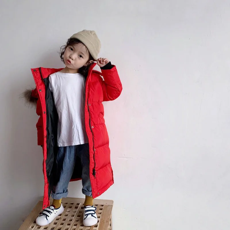 Модная детская зимняя куртка зимнее пальто для девочек и мальчиков детские теплые длинные пуховые пальто с капюшоном и меховым воротником для подростков - Цвет: red