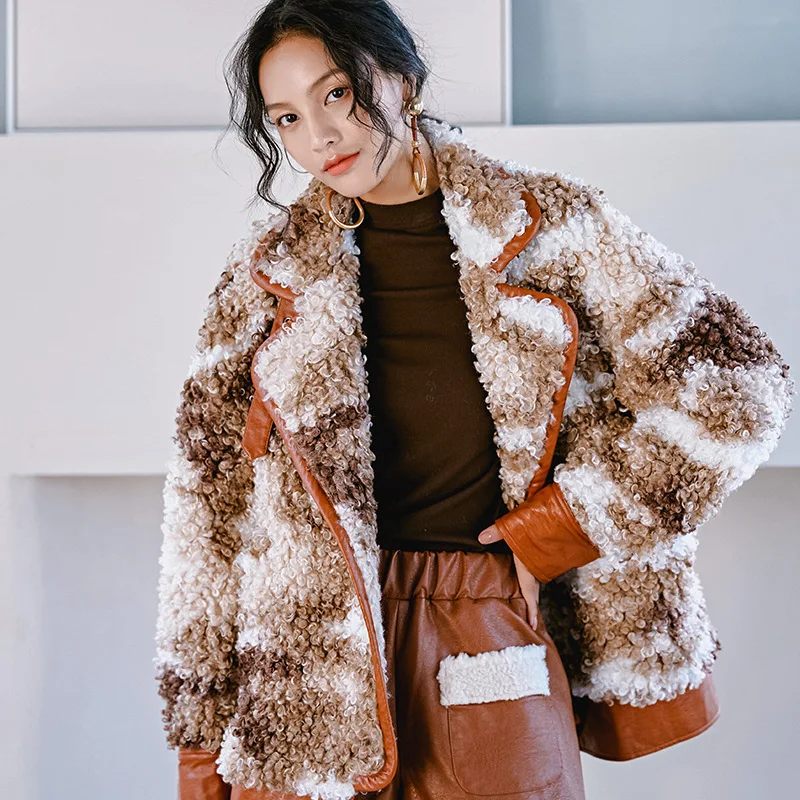 

Women's Outerwear of 2019 Print Turn-down Collar Single Breasted Women Jacket Coat