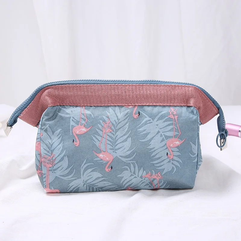 

Oxford Cloth Travel Makeup Bag with Waterproof Sundry Bag Travel Cosmetic Bag Storage Bag