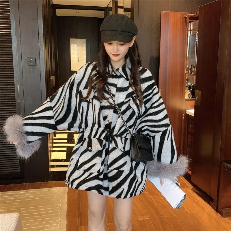 The New Winter Korean Version Of The Women Zebra Pattern Woolen Material Thickened With Cotton Mid-length Padded Coat Women