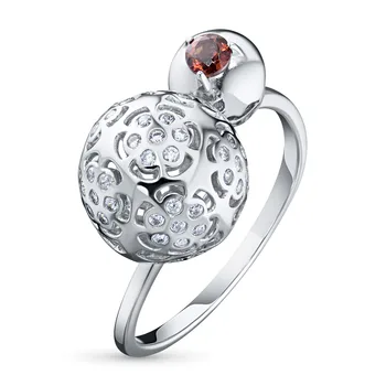 

A ring of silver with garnet and cubic zirconia supplier