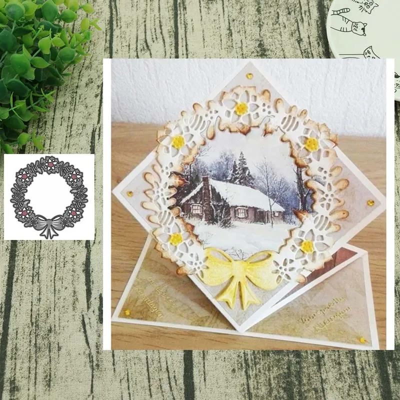 

Christmas Frame wreath Metal Cutting Dies For Card Making Scrapbooking Album Decor Paper Embossing Craft New 2019