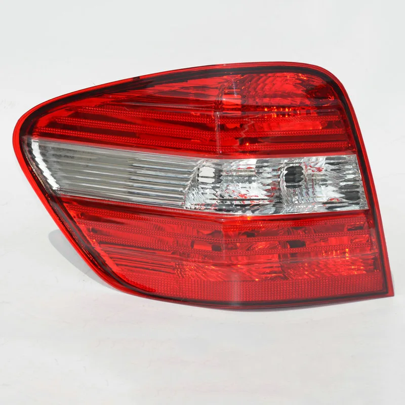 

Car LED Tail Light Reverse taillight Driving Brake Light Rear Fog Lamp for Mercedes-Benz ML164 ML300 ML320 ML350 ML500