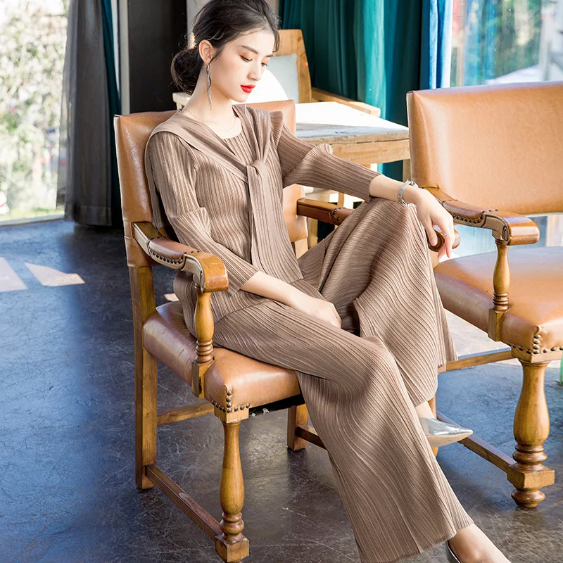 

LANMREM 2020 New Spring Solid Color Scarf Collar T-shirt And Wide Leg Pants Women Vintage Temperament Pleated Set Tide PD775