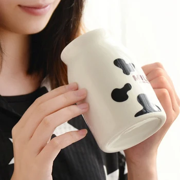 

Large Ceramic Mug Cartoon Cow Breakfast Cup Porcelain Office Couple Tea Milk Glass Cups Insulated Cute Kids Mugs Party Souvenir