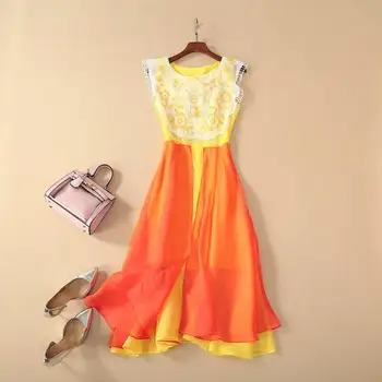 

Spring 2020 for European and American women's wear Sleeveless lace embroidery Patchwork ruffled fashionable dress