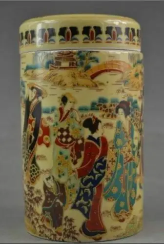 

Collection Chinese Handwork Porcelain Drawing Dowager & Landscape Rare Noble Storage Pot Exquisite Small Bottle