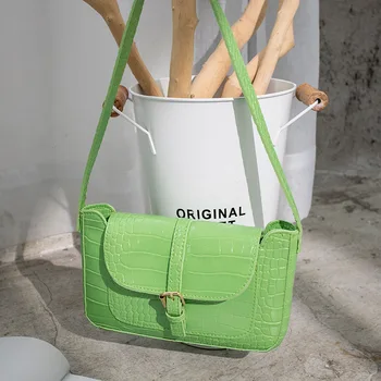 

2020 Crocodile Pattern Underarm Shoulder Bag Female Fashion Small Square Bag Baguette Shape Bags Leather Handbag Designer Borsa