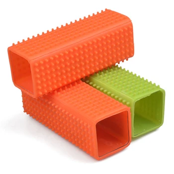 

1pc Silicone Tube Kitten Fur Remover Brush Cat Massage Cube Tools Cat Sticky Hair Cleanner Tools Multifunction Reusable Device