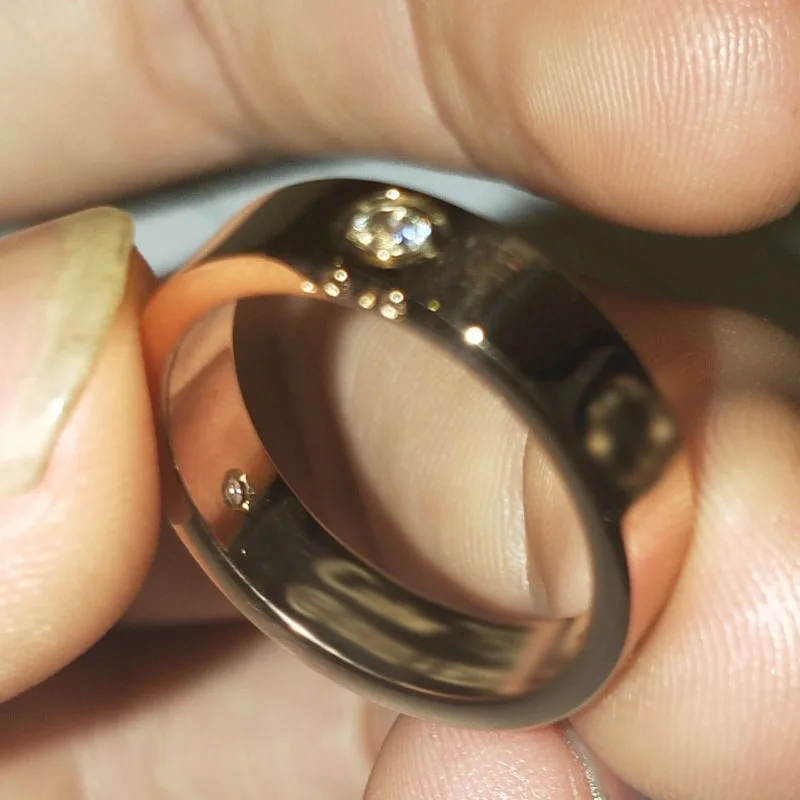 Anillo de acero inoxidable para mujer, sortija de oro rosa para parejas, tornillos Phillips de cristal a la moda, regalos dorados, accesorios para mujer