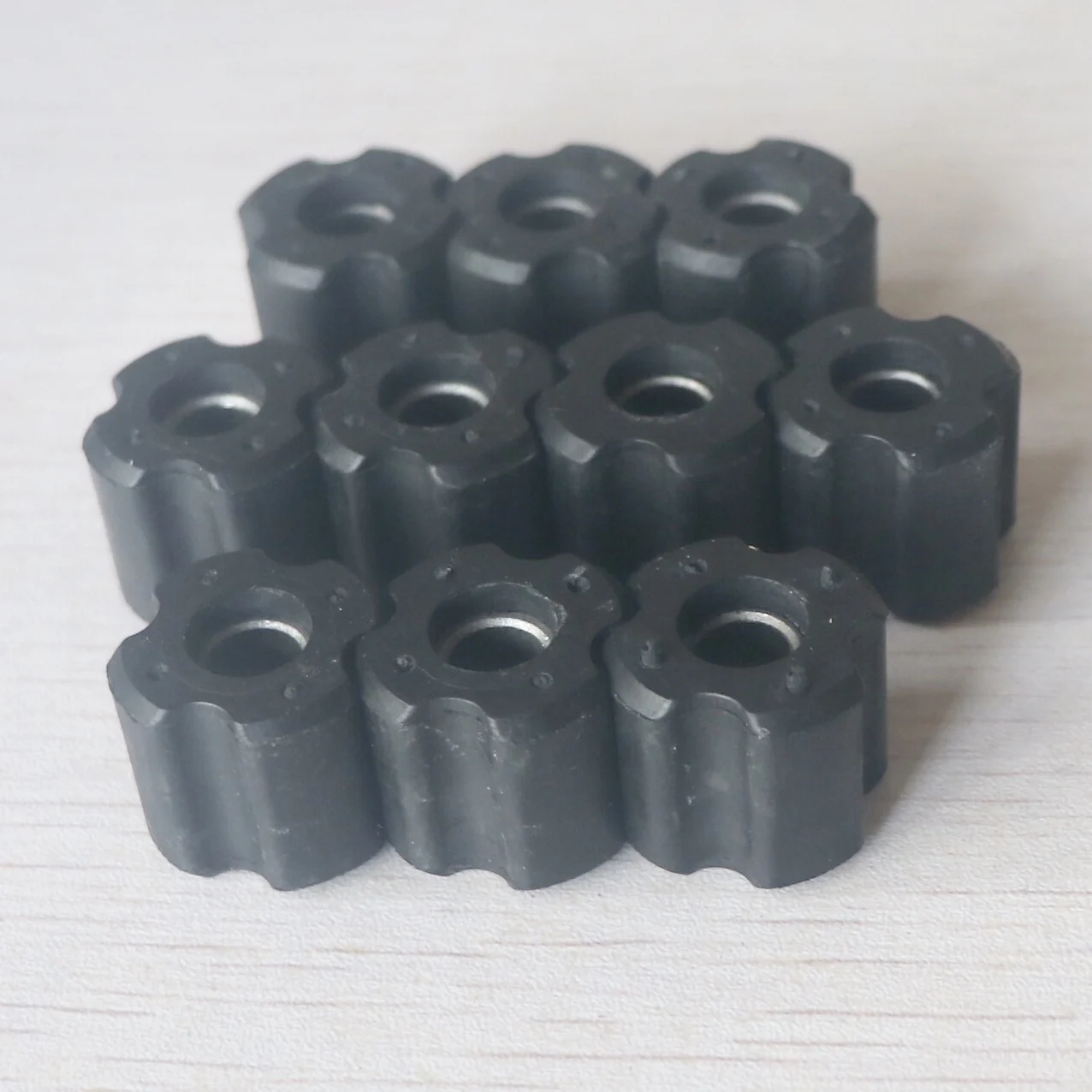 Grass trimmer 10 pcs Brush Cutter Shaft Oil Bearing Bushing -- Outer Dia 23.5mm/24.5mm/25.5mm Inner Dia:8mm for Brush Cutter 26mm / 28mm tube