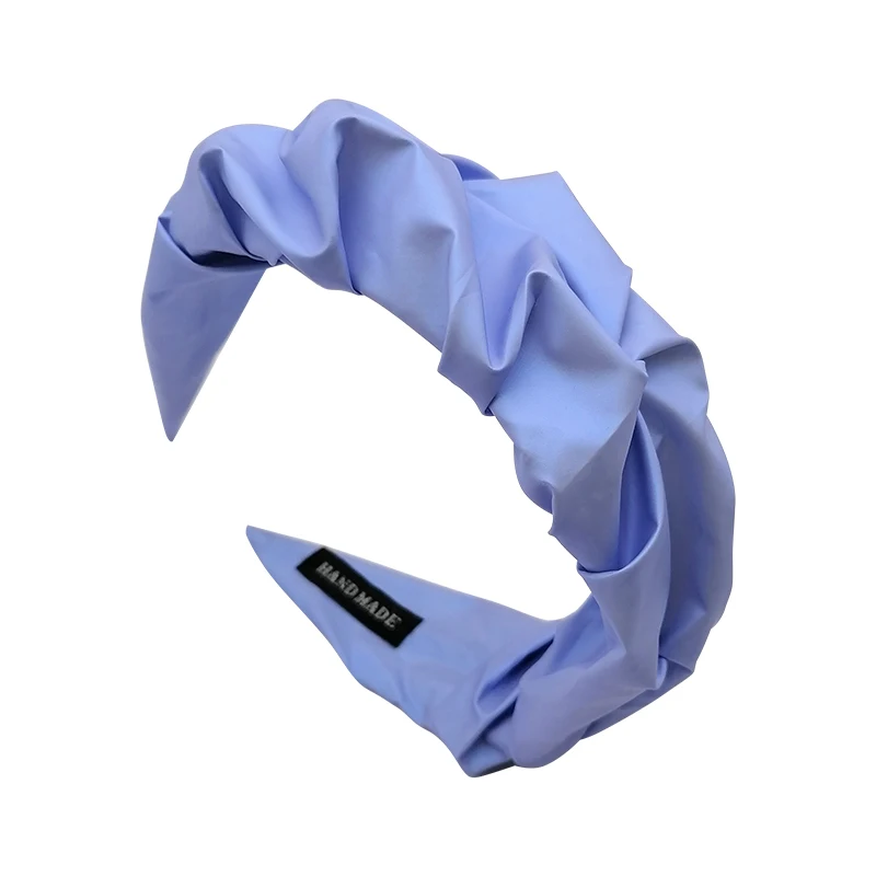 Рисунок 3 - Женский ободок с пятью цветами