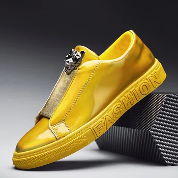 

2020 New Trend Casual Shoes Men Patent Leather Gold Fashion Men Shoe Luxury Brand Young Casual Shoes Wearable Men Walking Shoe