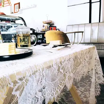 

150*300cm White Lace Tablecloth European Hollow Lace Decorative Tablecloth Vintage Dining Table Cover Wedding Party Home Decor