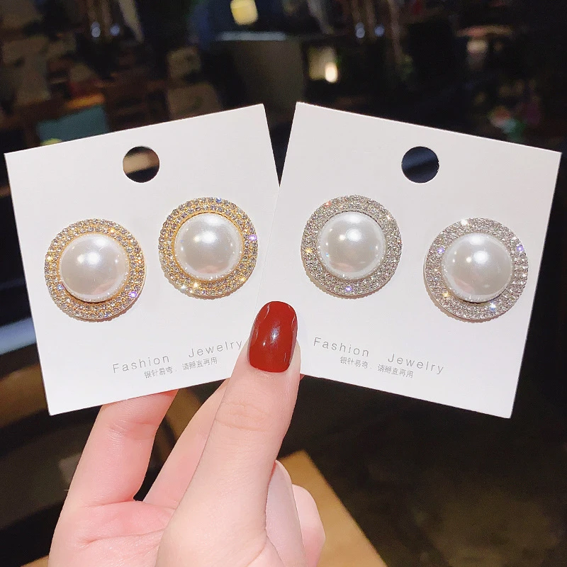 Ear Clip Earrings Fashion Big Clip on Earrings For Women Bijoux Exquisite Pearl Crystal Non Pierced Ear Clips Statement Earrings Jewelry Gifts