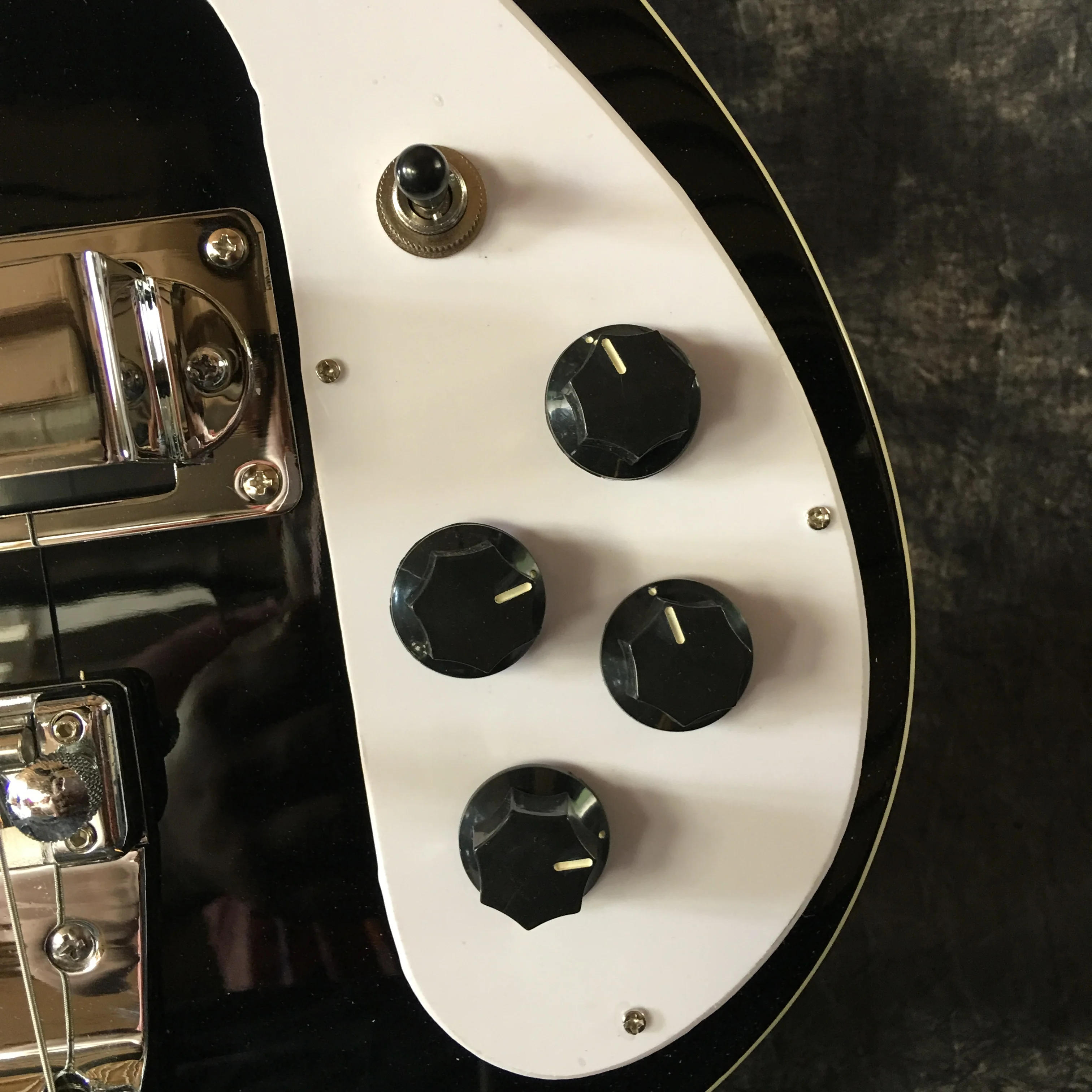 Завод+ черный+ рикенбэк 4003 веревки Ricken fireglo bass-4 электрические басовые акулы вставки паз