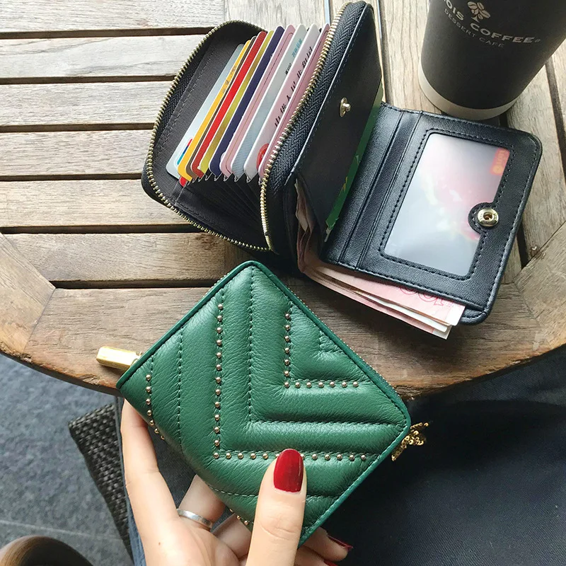 

Rivet Cowhide Leather Women Wallet Retro Genuine Leather Female Clutch Purse Luxury Designer Handbags Zipper Card Holder