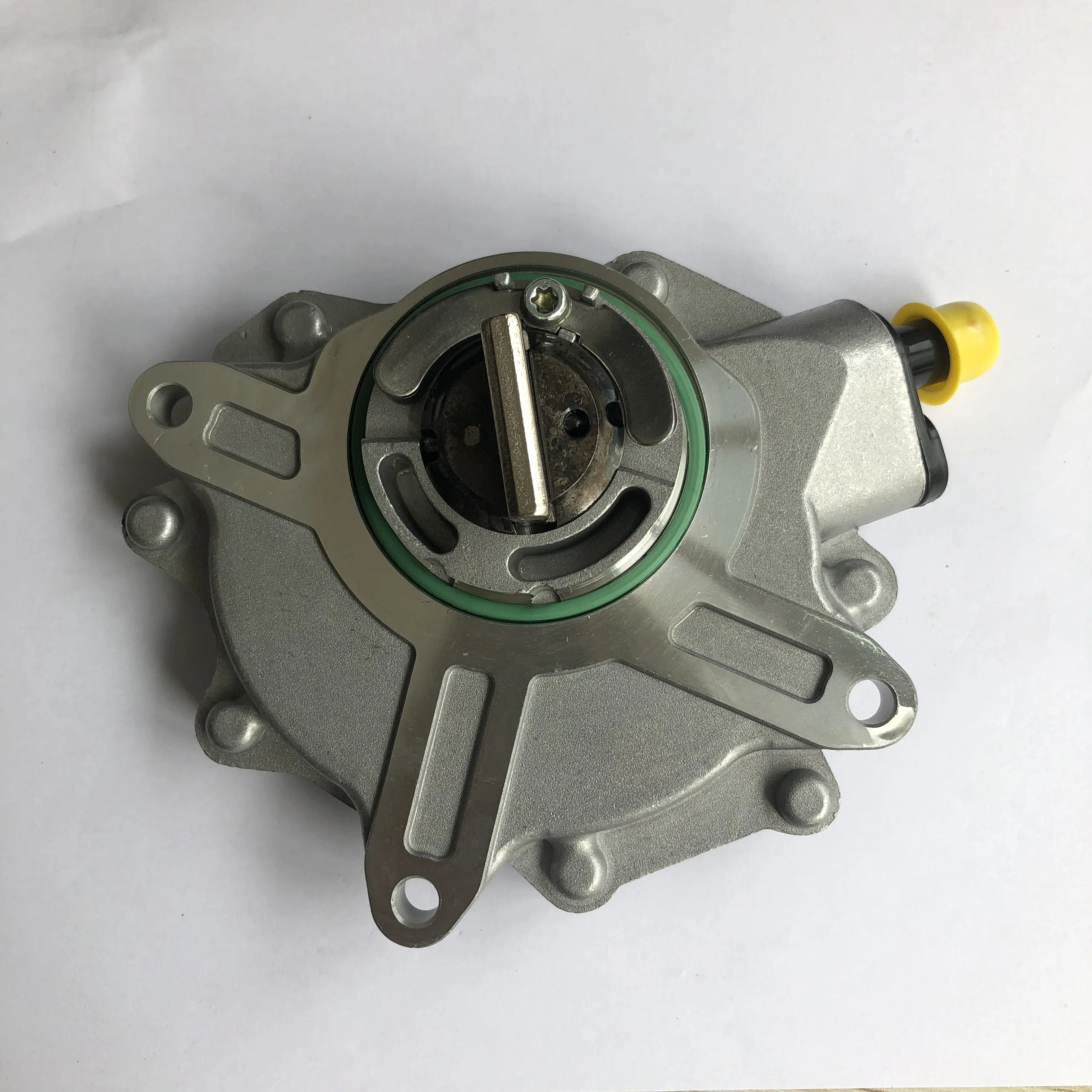 Brake Vacuum Pump 11667502656 Fits Bmw E81 E83 E84 E85 E87 E46 E90 E93 E92 E91 Valves & Parts