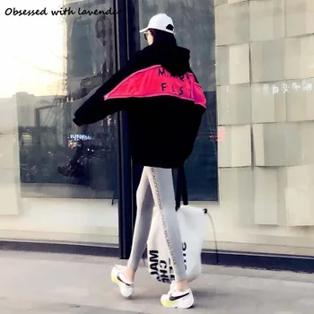 

Obsessed with lavender. Spring new Wei Yi female spring thin Korean loose coat lazy wind Black patchwork red blouse