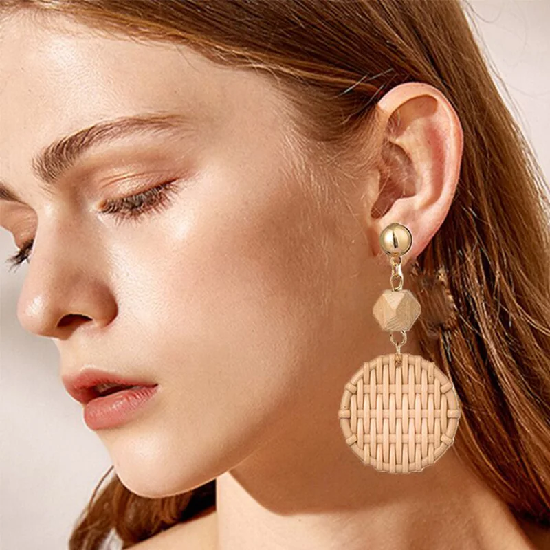 

Fashion Vintage Design Acrylic Long Drop Earrings 2019 Weave Pattern wood Handmade Geometric Resin Earrings For Women Gift