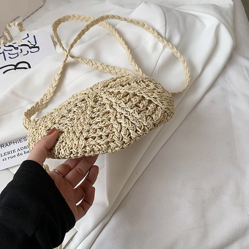 Рисунок 3 - Модные соломенные сумки CAREY KAY на плечо