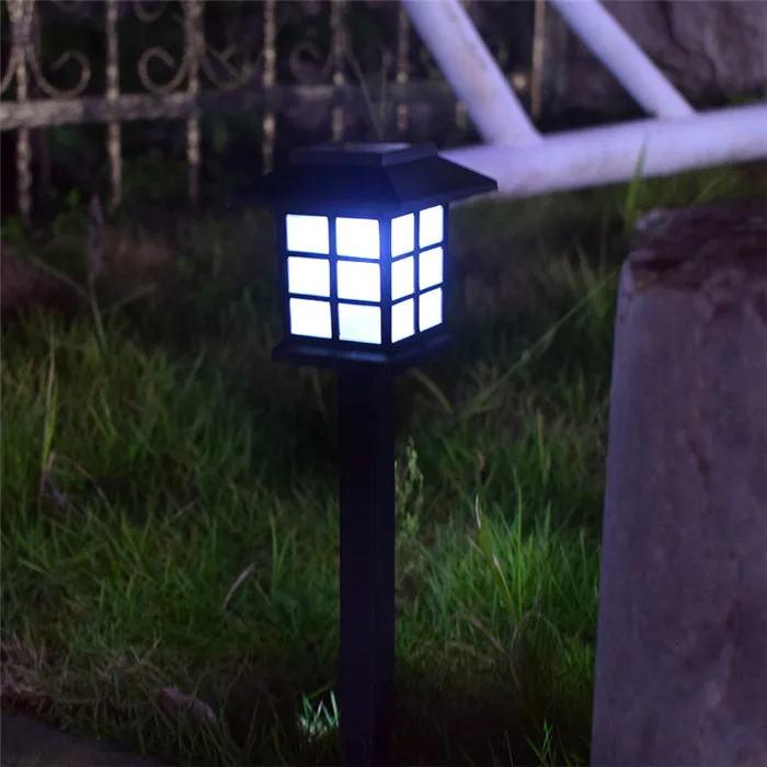 Solar Pathway Light 1