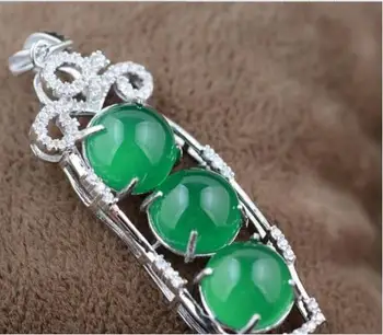

S925 pur argent incrusté vert perle ronde chaîne haricots style pendentif perle chaîne breloque collier style féminin