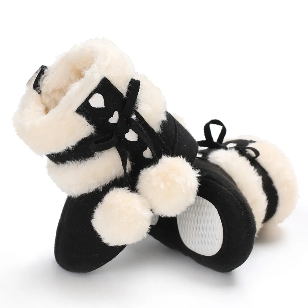 Милая детская обувь для маленьких девочек; зимняя обувь с бантиком и милым сердцем для малышей; зимние теплые ботинки для новорожденных; Прямая поставка