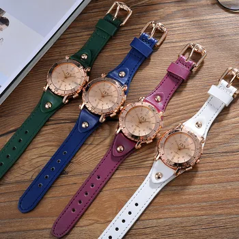 

Rivet Quartz Watch Rose Gold Watches Leather Strap Wrist Watch Sports Bracelet Clock Birthday Gifts For Friend Relogio Feminino