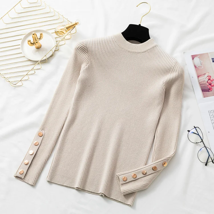 Baratos Colorfaith nuevo 2019 Otoño Invierno suéteres de las mujeres cuello redondo Botón de tejer tapas minimalista estilo coreano sólido SW063