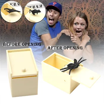 

Novelty 2020 Toys April Fool's Day Spoof Funny Scare Small Wooden Box Spider Scary Girls Good Play For Kids New Prank Toys