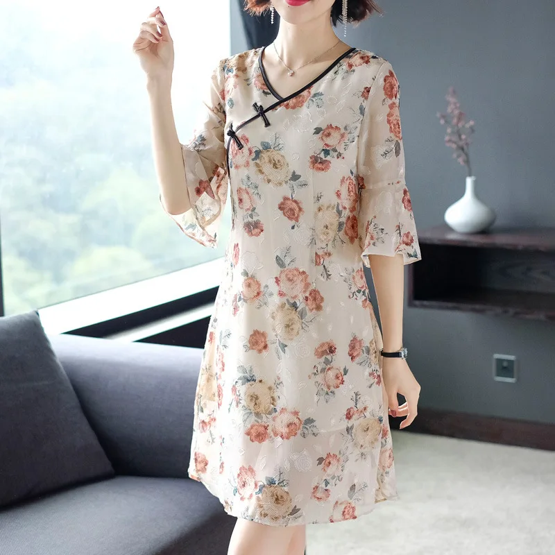 

Chinese-style Kuotaitai Cheongsam Style Dress Women's 2019 Summer New Style Nobility Elegant Chinese Style V-neck Mom A- line Sk