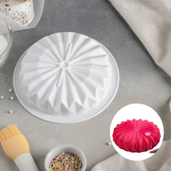 

Origami mousse cake and baking dish, 18.5 × 18.5 cm, white