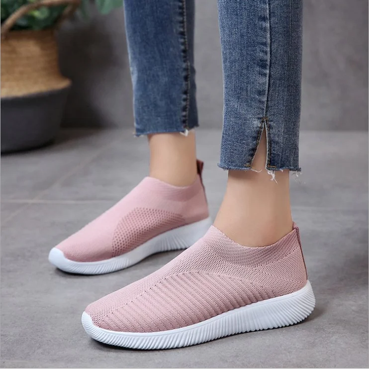 Online GH zapatos de mujer Zapatillas de punto plano Otoño de talla grande 2019 nueva malla femenina vulcanizada damas deslizamiento en transpirable Casual