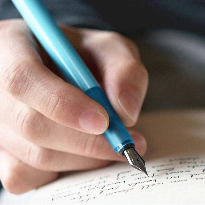 

Xiaomi Kaco Fountain Pen SKY 0.3mm-0.4mm Fluent Writing Pen Portable Pocket Signing Colorful Pen Ink Sac Pen Box For Student Pen