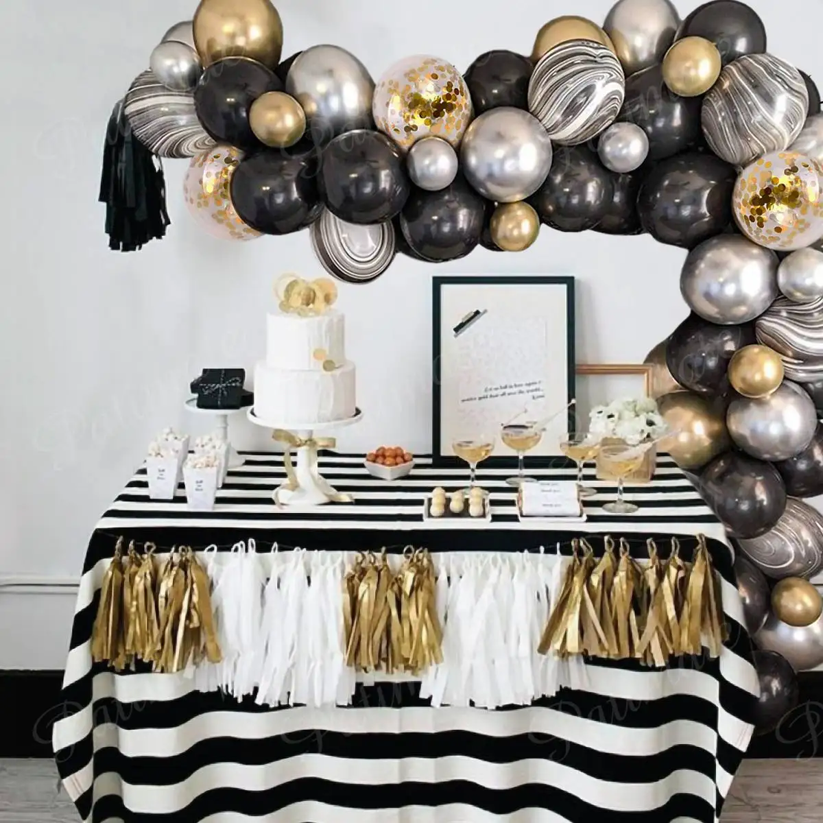 32 Pieces 60th Black and Gold Birthday Party Decorations Set Black and Gold  Confetti Balloons 60th Birthday Backdrop Rectangle Disposable Plastic
