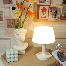 Lampe de chevet LED Rechargeable avec télécommande, lumière à intensité réglable, idéal pour la chambre à coucher