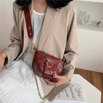 

Autumn and Winter New Niche Fashion Western Style Shoulder Messenger Bag Popular Retro Chest Bag Shoulder Bag Women's Bag