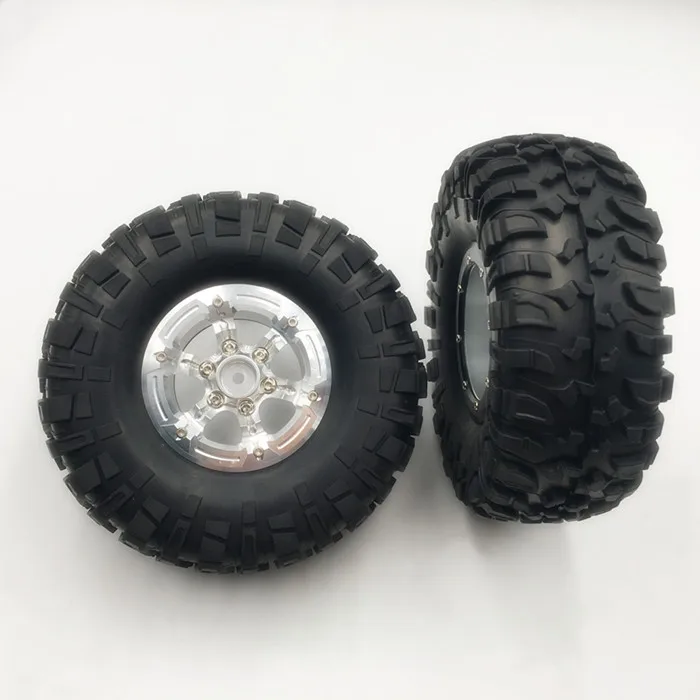 

2.2-inch CNC machined all-metal wheel tire assembly for 1:10 AXIAL RR10