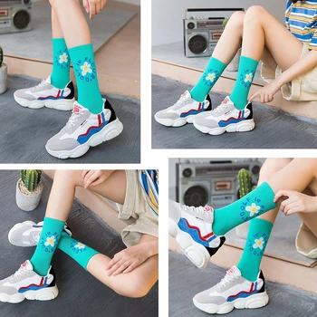 

1Pair Sport Socks Flower Pattern Korean Style for Women's Cotton Breathable Skateboard Sock Long Tube Stockings