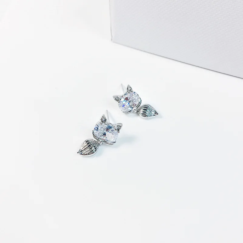 SG 100% 925 Sterling Silver Cute zircon fox on white Stud earrings for Women Silver Small Earrings Fine Jewelry free shipping