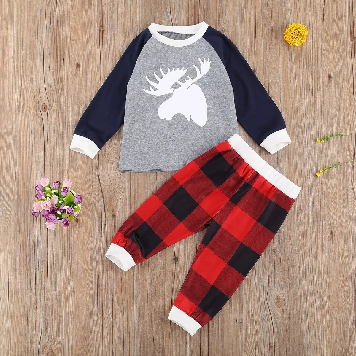 

Children's Two Piece Set Patchwork Long Sleeves Round Neck Top Elk Pattern Black and Red Plaid Waist Pants Boys Girls