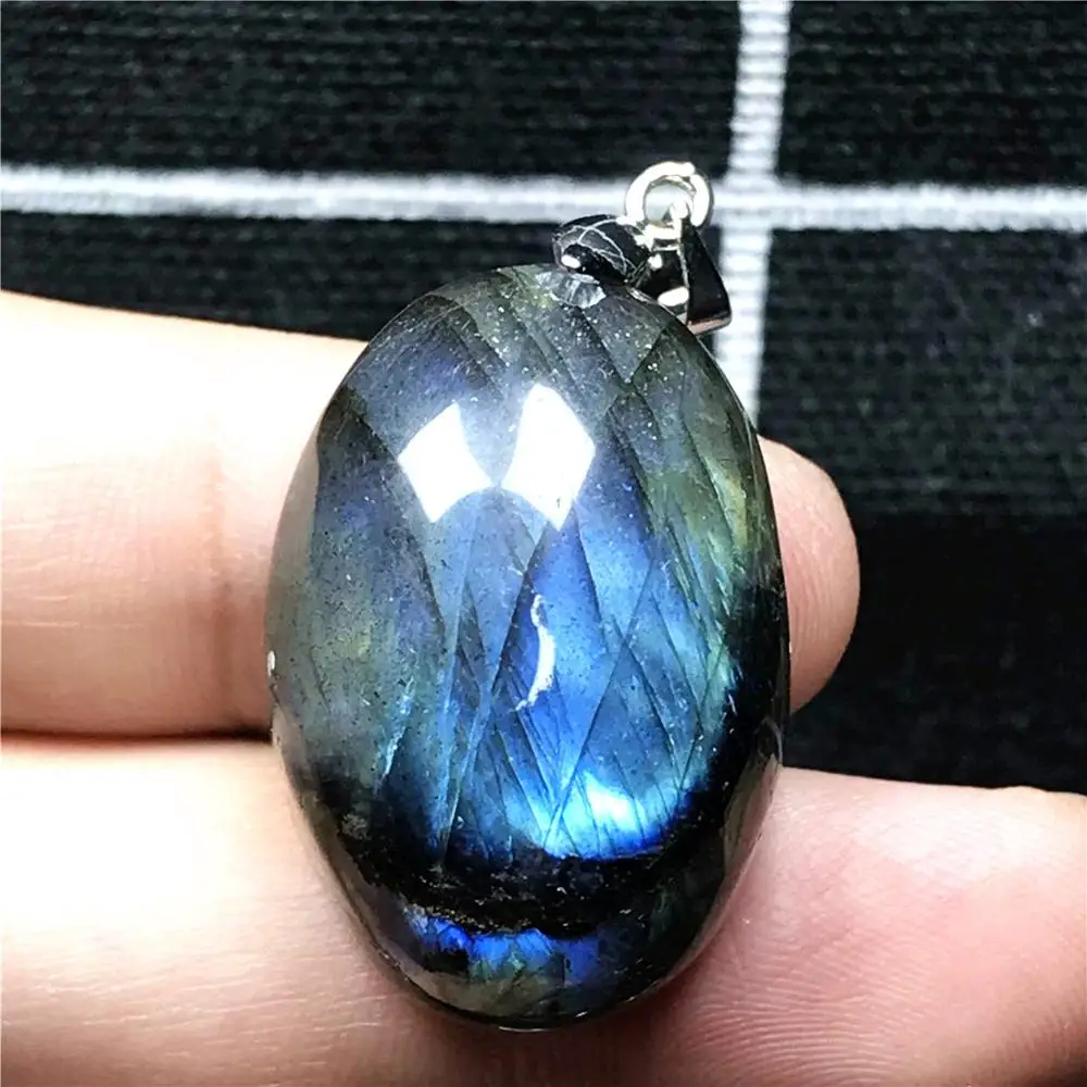 

Top Natural Blue Light Labradorite Necklace Pendant Jewelry For Woman Lady Men Crystal Silver 27x19x12mm Oval Beads Stone AAAAA