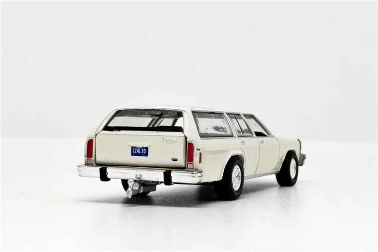 Greenlight 1: 64 Ford LTD Crown Victoria Wagon белый литой под давлением модель автомобиля без коробки