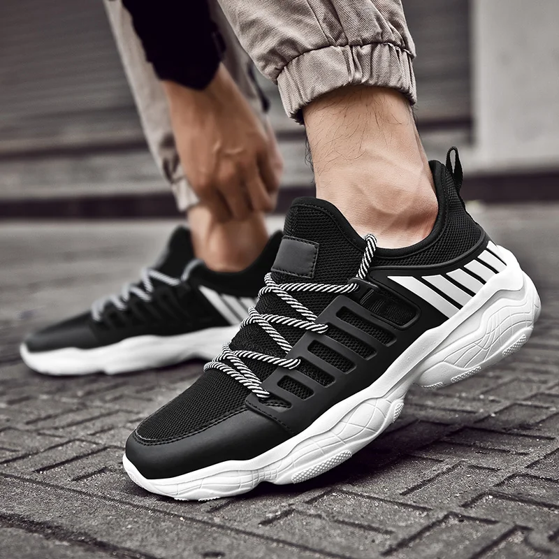 Sapatos кроссовки слипоны для спорта белые модные мужские повседневные с сеткой