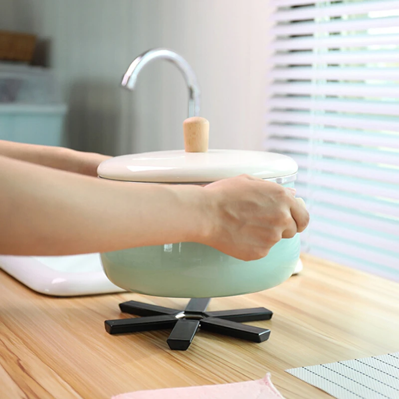 Black Foldable Non Slip Heat Resistant Pad Trivet Pan Placemat Pot Holder Mat Coaster Cushion Kitchen Accessories 1Pc