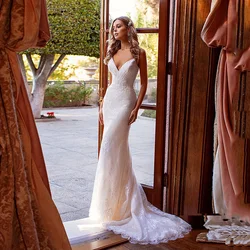 2022 Vintage Full Lace Wedding Dresses Column V Neck Spaghetti Straps Back Open Bridal Gowns Little Train Marriage Outfits