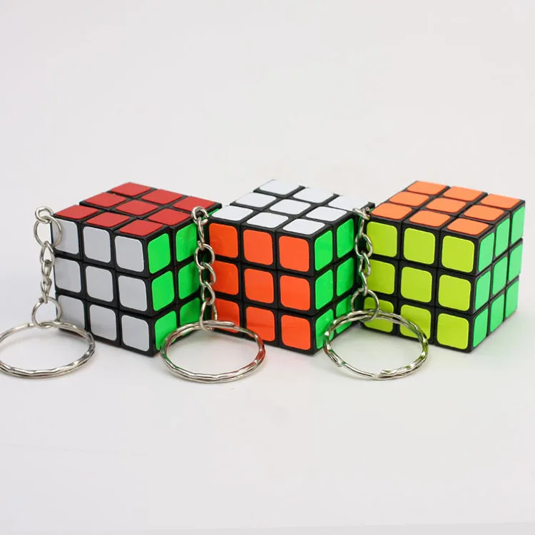 

Magic Cubes Keychain 3x3x3 3CM Magic Cubes Pendant Twist Puzzle Toys for Children Gift Magic Cube